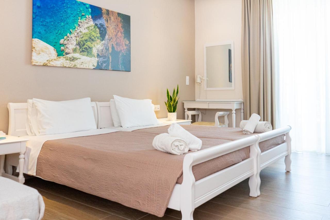 Thalassi Hotel Rethymno  ภายนอก รูปภาพ